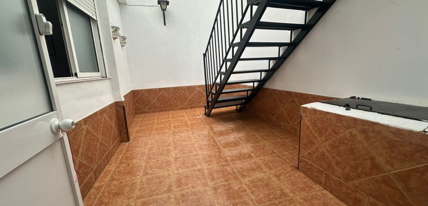 CASA PARA ENTRAR A VIVIR EN FUENTES DE ANDALUCÍA