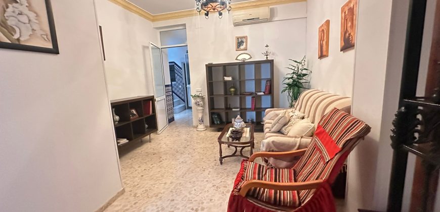 CASA PARA ENTRAR A VIVIR EN FUENTES DE ANDALUCÍA