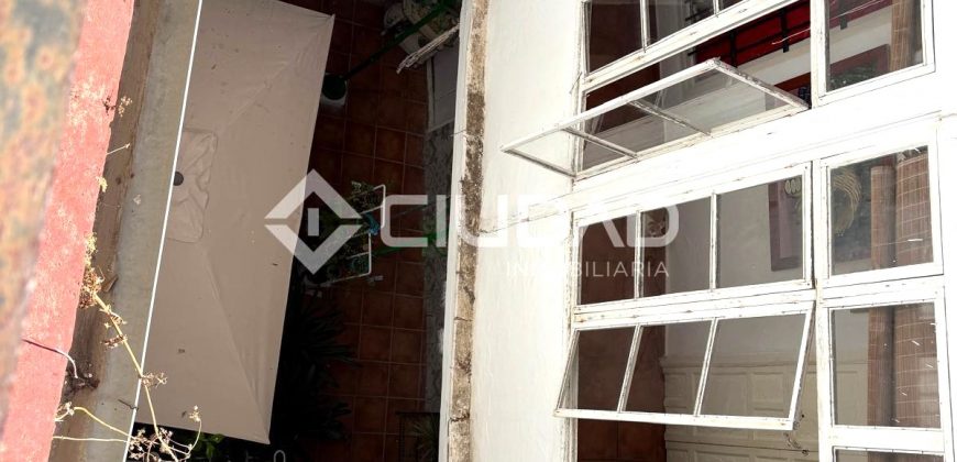 Casa de pueblo en C/ San Agustín, Barrio Alto