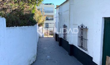 Casa de pueblo a reformar junto Av. Las Piletas