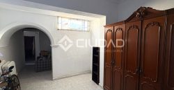 Casa de pueblo a reformar junto Av. Las Piletas