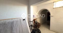 Casa de pueblo a reformar junto Av. Las Piletas