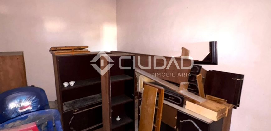 Casa de pueblo a reformar junto Av. Las Piletas