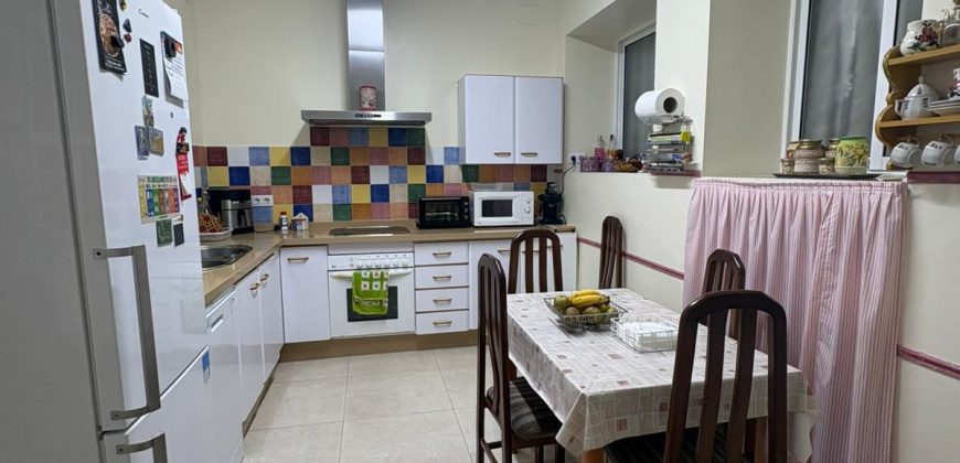 ESPECTACULAR VIVIENDA CÉNTRICA PARA ENTRAR A VIVIR