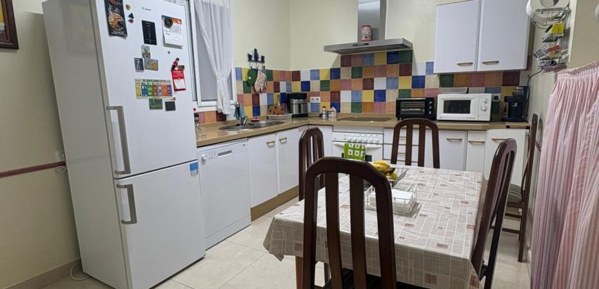 ESPECTACULAR VIVIENDA CÉNTRICA PARA ENTRAR A VIVIR