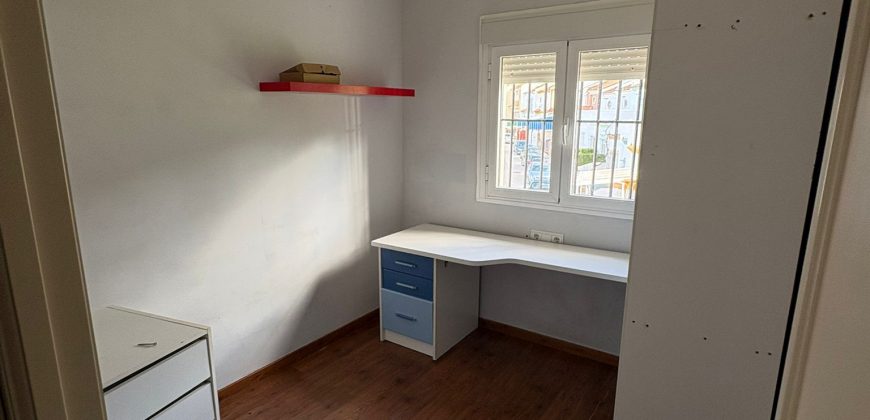 MAGNIFICA CASA EN VENTA. CALLE GOYA. MORON DE LA FRONTERA