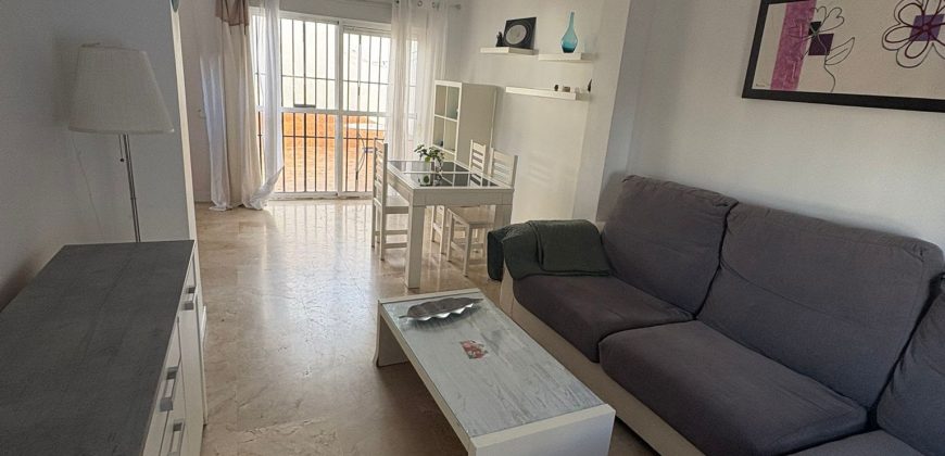 MAGNIFICA CASA EN VENTA. CALLE GOYA. MORON DE LA FRONTERA