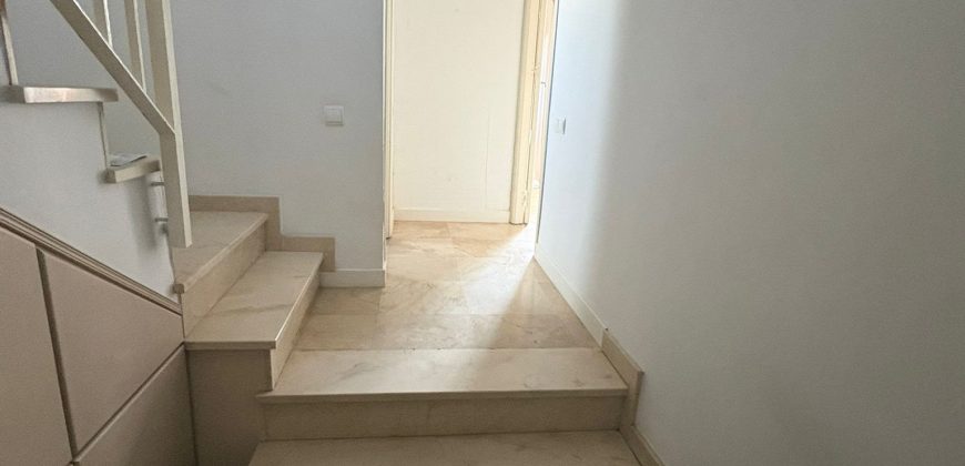 MAGNIFICA CASA EN VENTA. CALLE GOYA. MORON DE LA FRONTERA