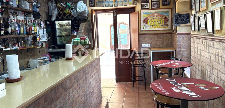 Local comercial en funcionamiento como Bar – Tasca