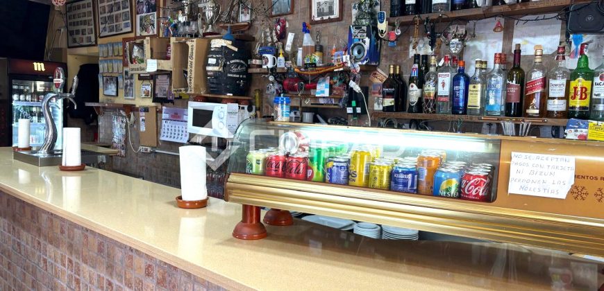 Local comercial en funcionamiento como Bar – Tasca