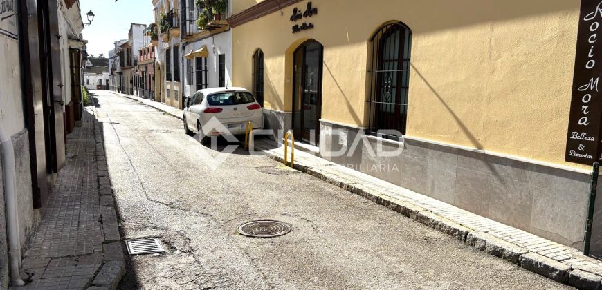 Local comercial en funcionamiento como Bar – Tasca