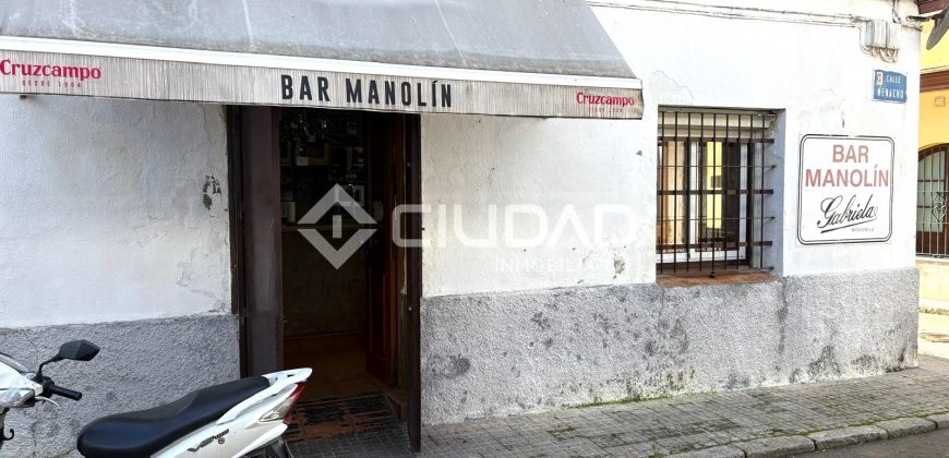 Local comercial en funcionamiento como Bar – Tasca