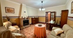 ¡MAGNIFICA VIVIENDA DE DOS PLANTAS PARA ENTRAR A VIVIR!