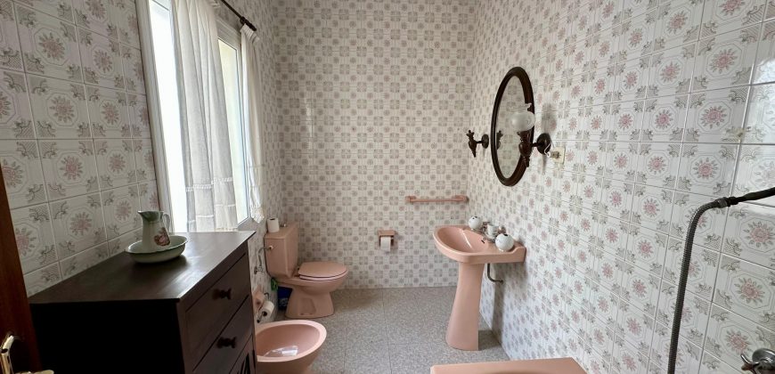 ¡MAGNIFICA VIVIENDA DE DOS PLANTAS PARA ENTRAR A VIVIR!