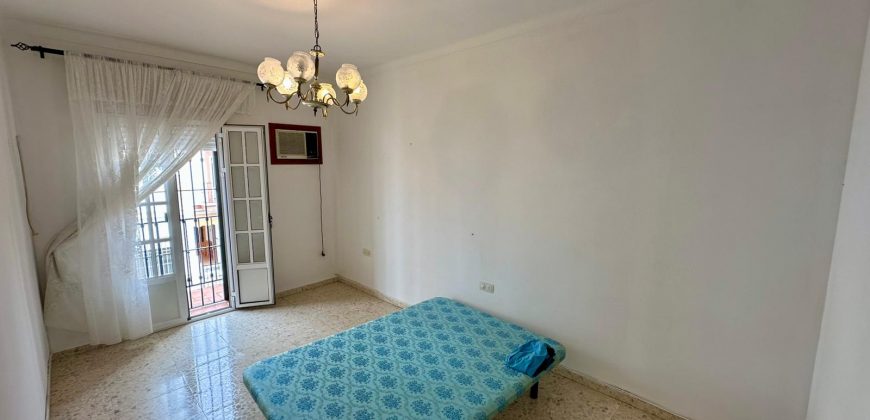 CASA PARA ENTRAR A VIVIR EN EL BARRIO LA GUITA