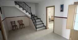 CASA PARA REFORMA EN LANTEJUELA