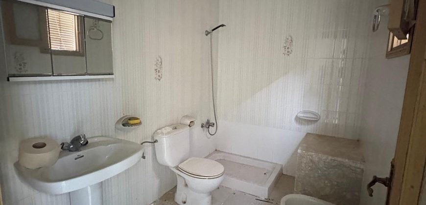 CASA PARA REFORMA EN LANTEJUELA