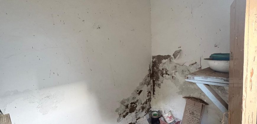 CASA PARA REFORMA EN LANTEJUELA