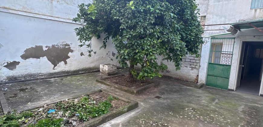 CASA PARA REFORMA EN LANTEJUELA