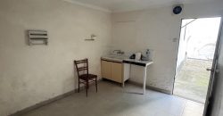 CASA PARA REFORMA EN LANTEJUELA