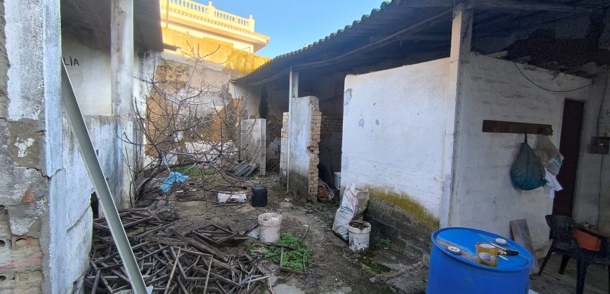 DISPONIBLE SOLAR URBANIZABLE DE 191M²