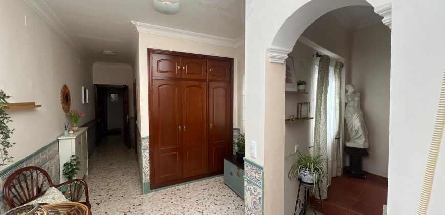 ESPECTACULAR VIVIENDA PARA ENTRAR A VIVIR EN MAIRENA DEL ALCOR