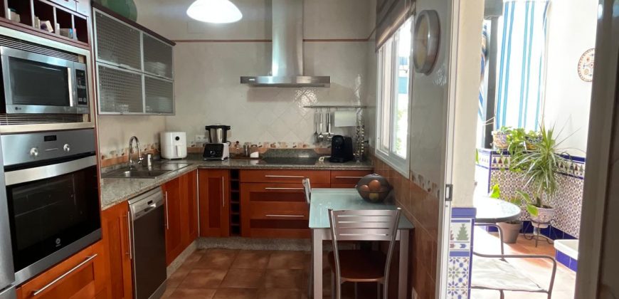 ESPECTACULAR VIVIENDA PARA ENTRAR A VIVIR EN MAIRENA DEL ALCOR