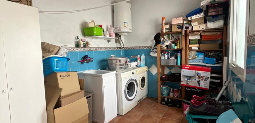 ESPECTACULAR VIVIENDA PARA ENTRAR A VIVIR EN MAIRENA DEL ALCOR