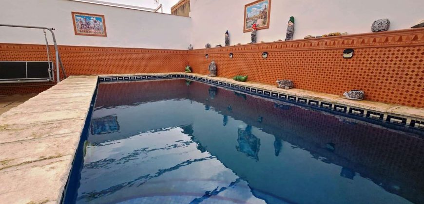 Chalet adosado – Bollullos de la Mitación