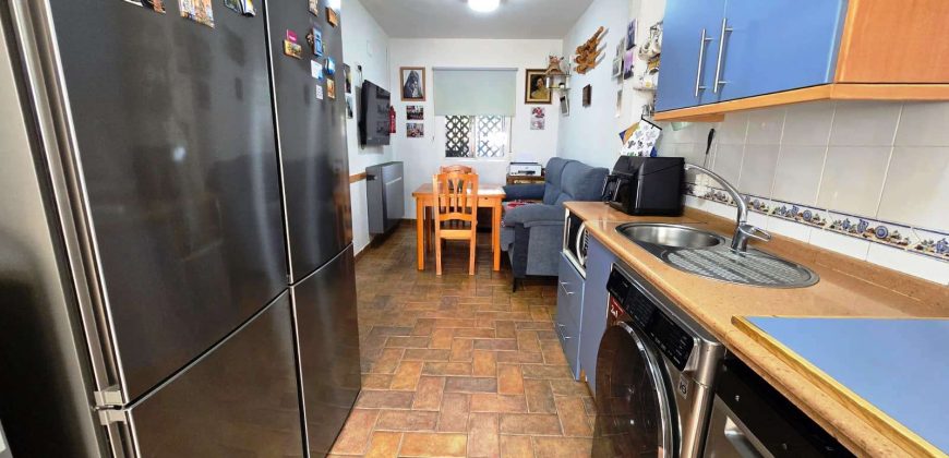 Chalet adosado – Bollullos de la Mitación