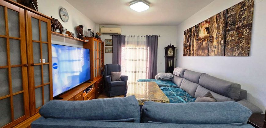 Chalet adosado – Bollullos de la Mitación