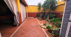 Casa adosada en esquina – Benacazón