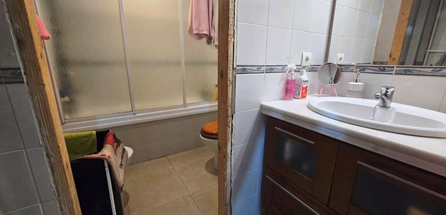 Casa adosada en esquina – Benacazón