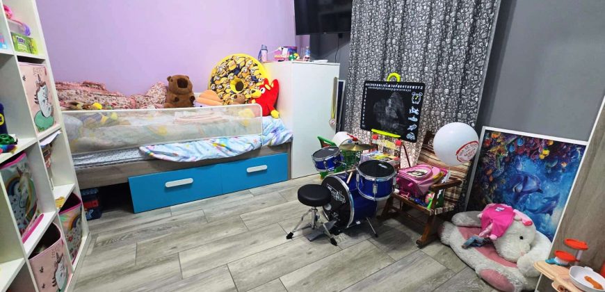 Casa adosada en esquina – Benacazón