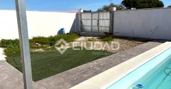 Parcela de recreo con construcción y piscina