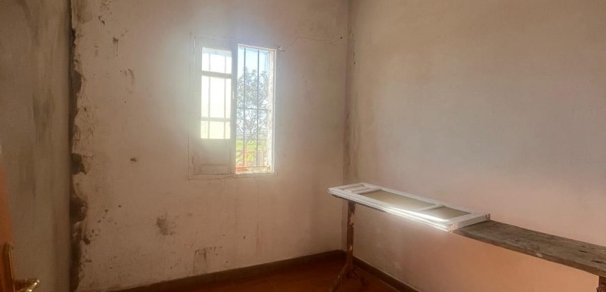 TERRENO RUSTICO Y CASA DE CAMPO EN CARMONA