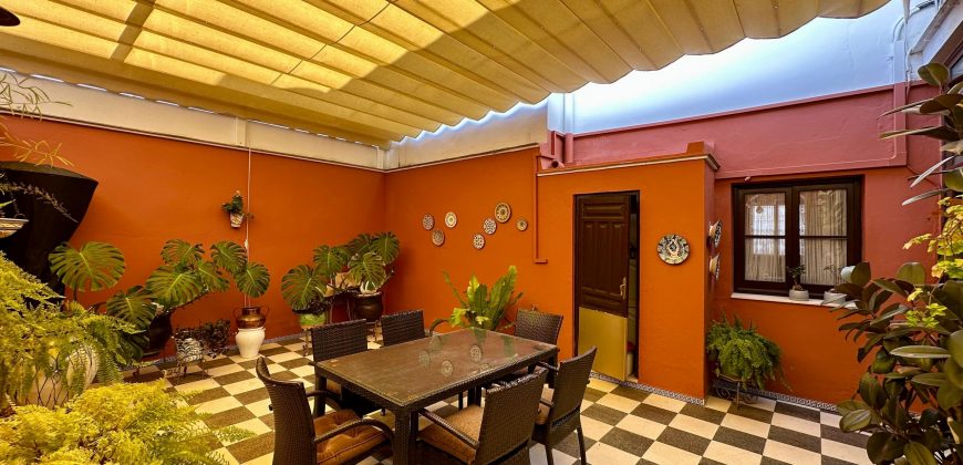 GRAN VIVIENDA EN EL CENTRO