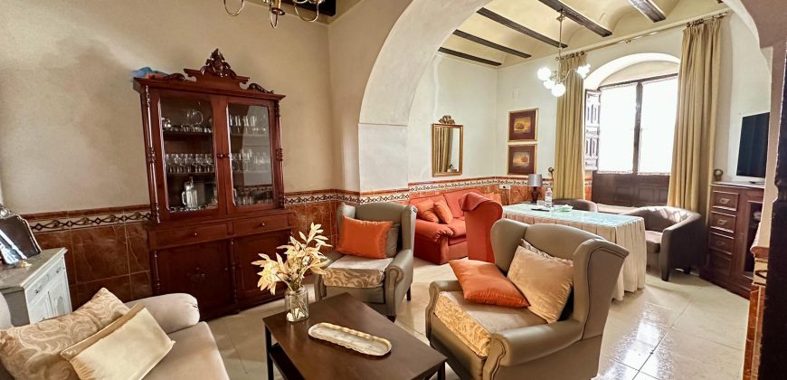 GRAN VIVIENDA EN EL CENTRO