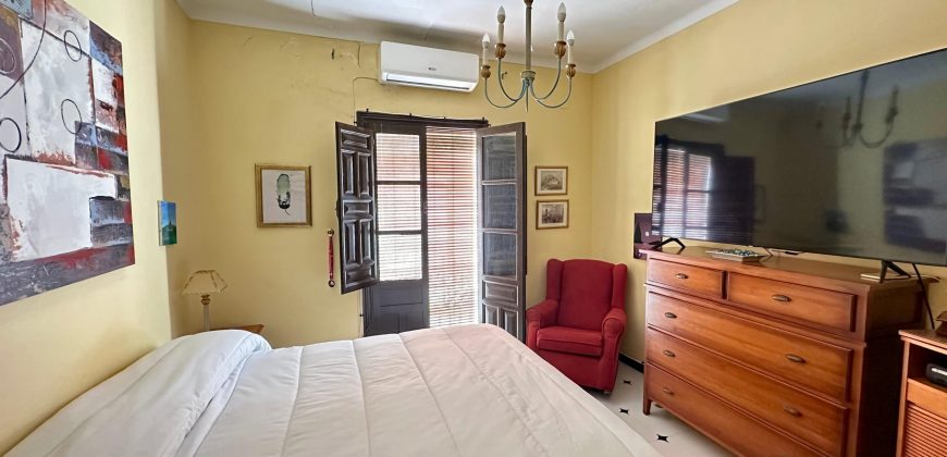 GRAN VIVIENDA EN EL CENTRO