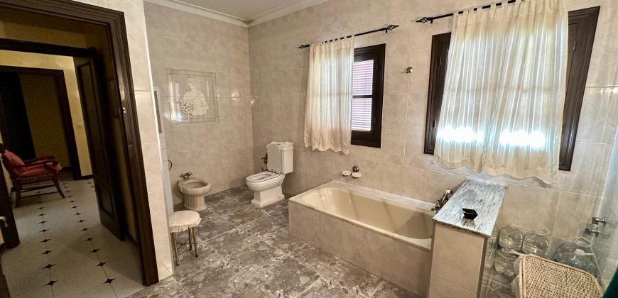 GRAN VIVIENDA EN EL CENTRO