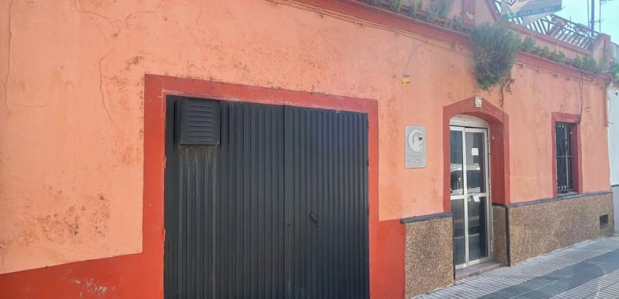 CASA PARA DERRIBO EN CALLE SEVILLA, MAIRENA DEL ALCOR