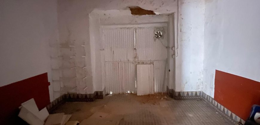 CASA PARA DERRIBO EN CALLE SEVILLA, MAIRENA DEL ALCOR