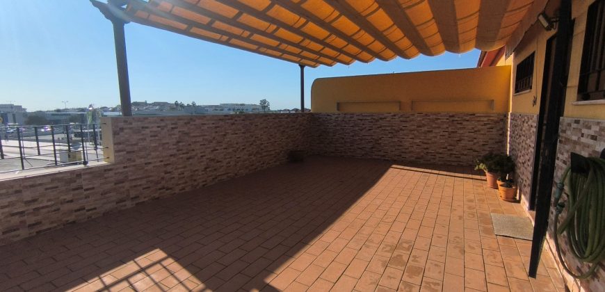DÚPLEX PARA ENTRAR A VIVIR CON AMPLIA TERRAZA EN MAIRENA DEL ALCOR