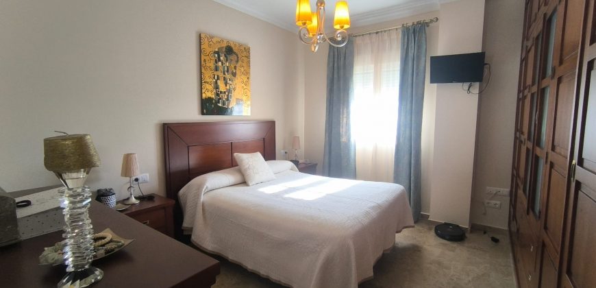 DÚPLEX PARA ENTRAR A VIVIR CON AMPLIA TERRAZA EN MAIRENA DEL ALCOR