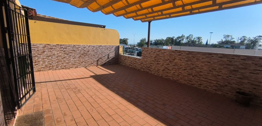 DÚPLEX PARA ENTRAR A VIVIR CON AMPLIA TERRAZA EN MAIRENA DEL ALCOR