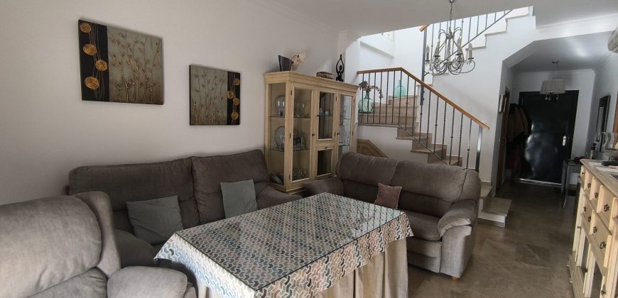 DÚPLEX PARA ENTRAR A VIVIR CON AMPLIA TERRAZA EN MAIRENA DEL ALCOR