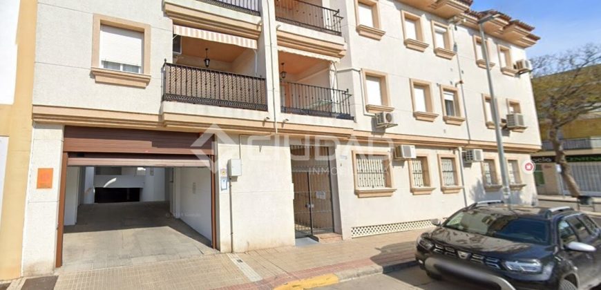 Garaje C/ Nao Santiago (Junto Av. V Centenario)