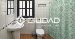 Campo con casa y piscina de obra – Zona La Encinilla