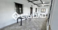 Campo con casa y piscina de obra – Zona La Encinilla