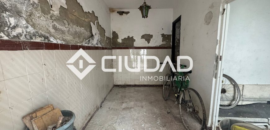 Casa para reformar – Barriada de la Paz